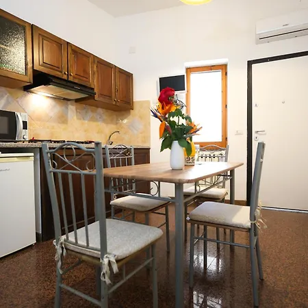 Holiday home Casita Gioja